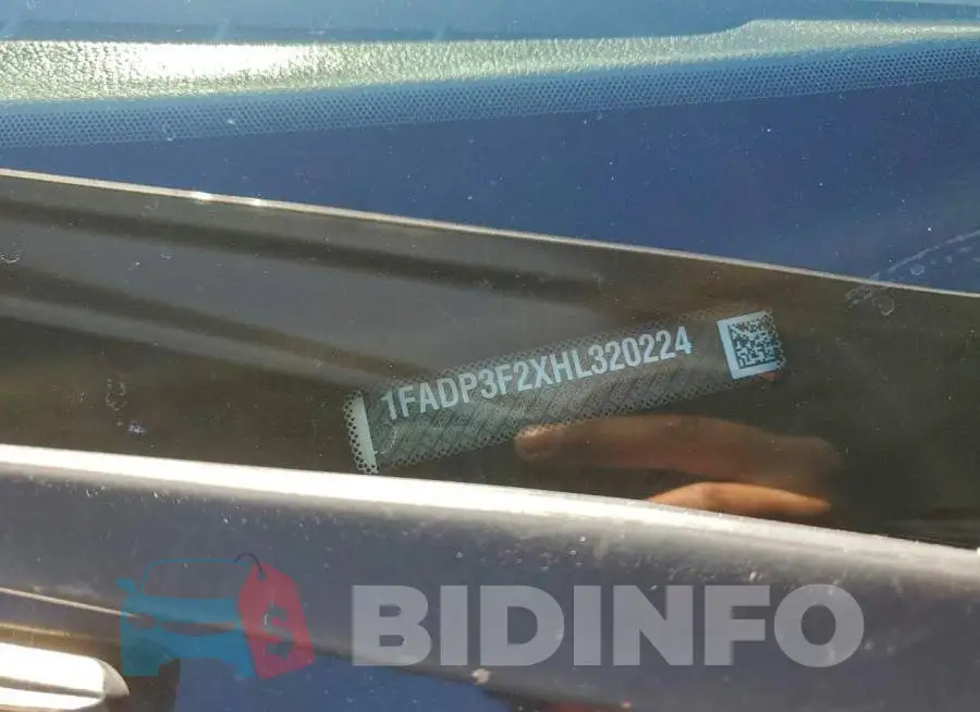 1FADP3F2XHL320224 Photo# 12