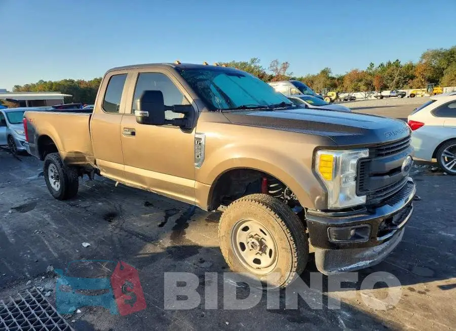 1FT7X2B64HEB88396 Photo# 4