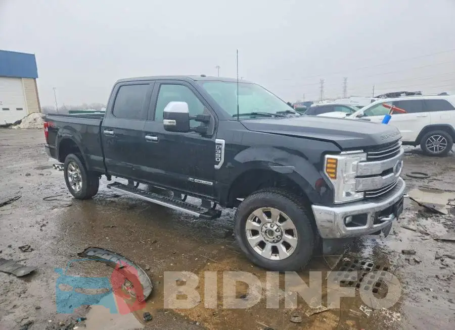 1FT8W3BT1JEB64291 Photo# 4