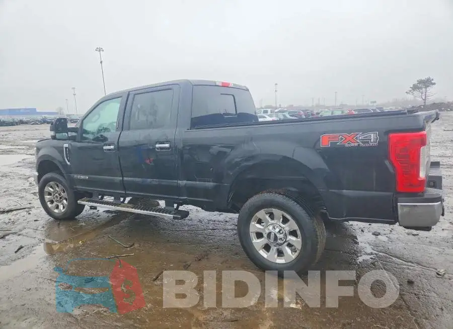 1FT8W3BT1JEB64291 Photo# 2