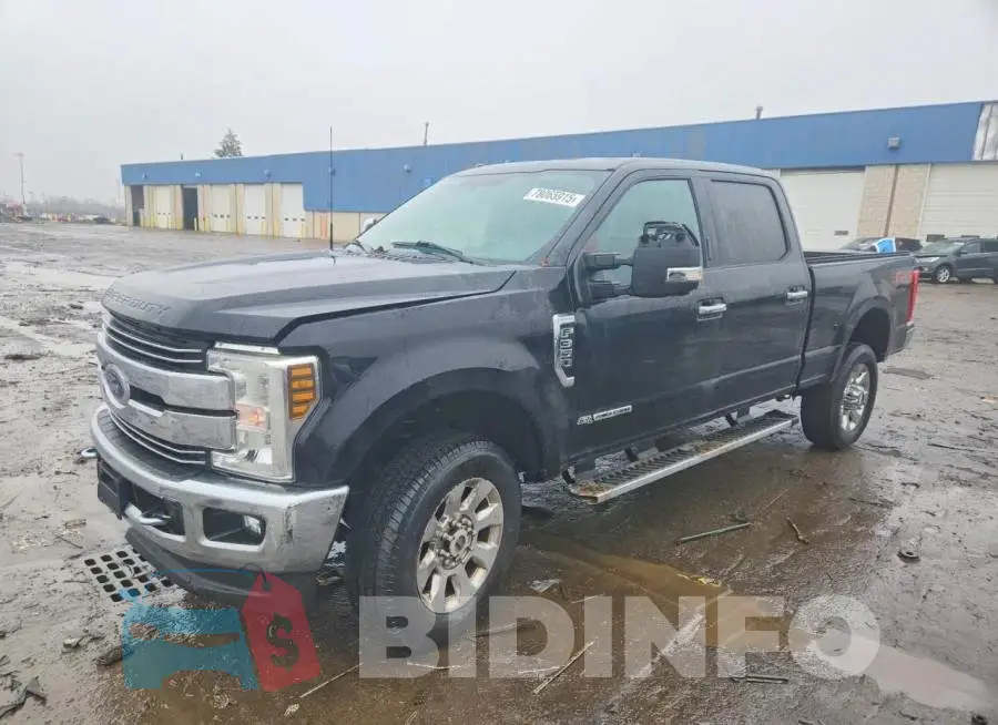 1FT8W3BT1JEB64291 Photo# 1