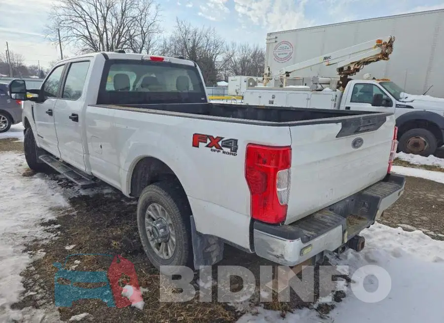 1FT8W3BT9NEE80916 Photo# 2