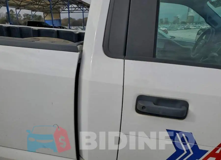 1FTMF1EB8JKD49199 Photo# 10