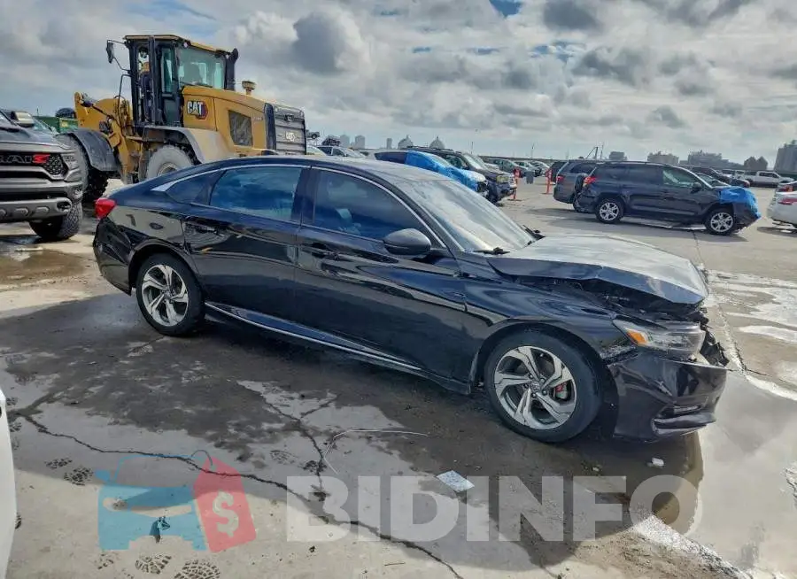 1HGCV1F62JA078521 Photo# 4
