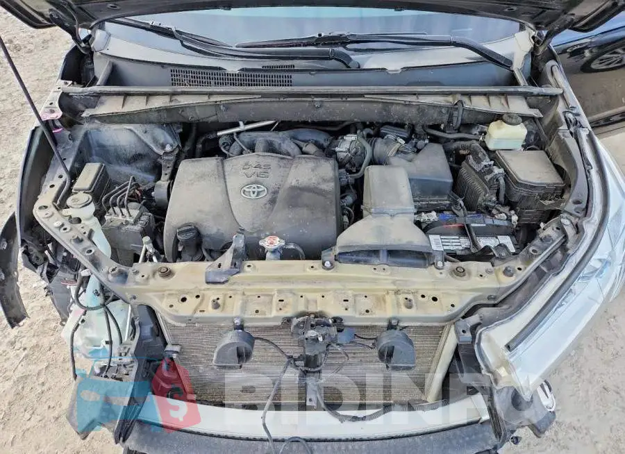 5TDJZRFH8JS533045 Photo# 12