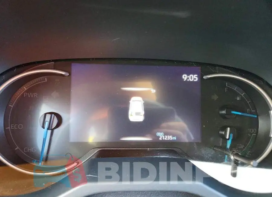 JTMCB3FV6PD140388 Photo# 9
