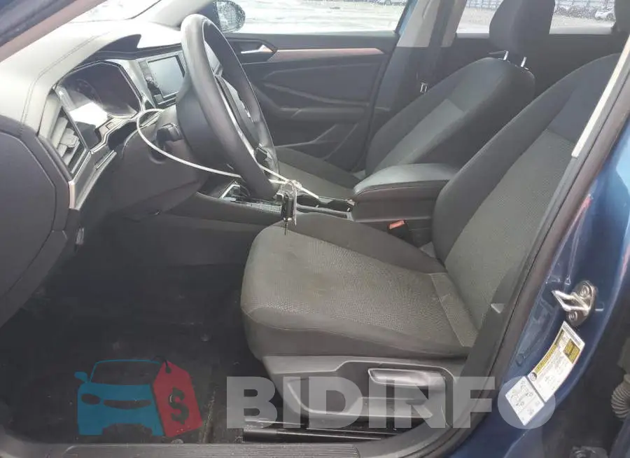 3VWCB7BU0KM244082 Photo# 7