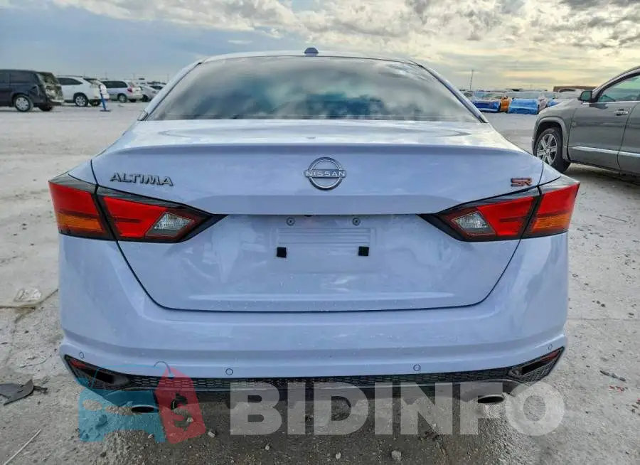 1N4BL4CV5SN350203 Photo# 6