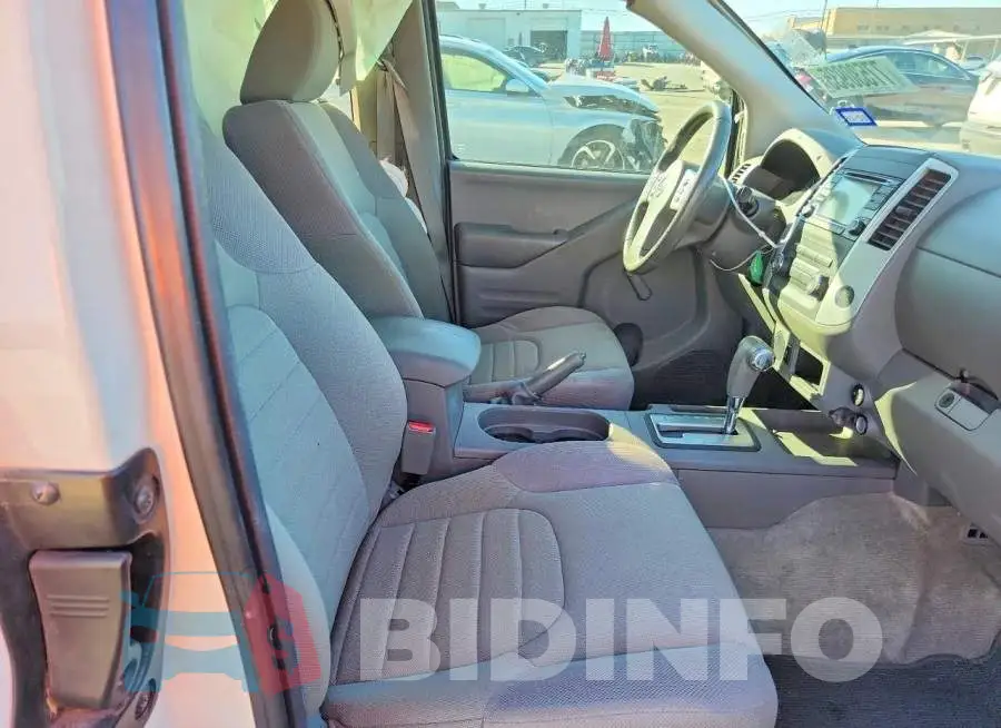 1N6BD0CT5JN750157 Photo# 10