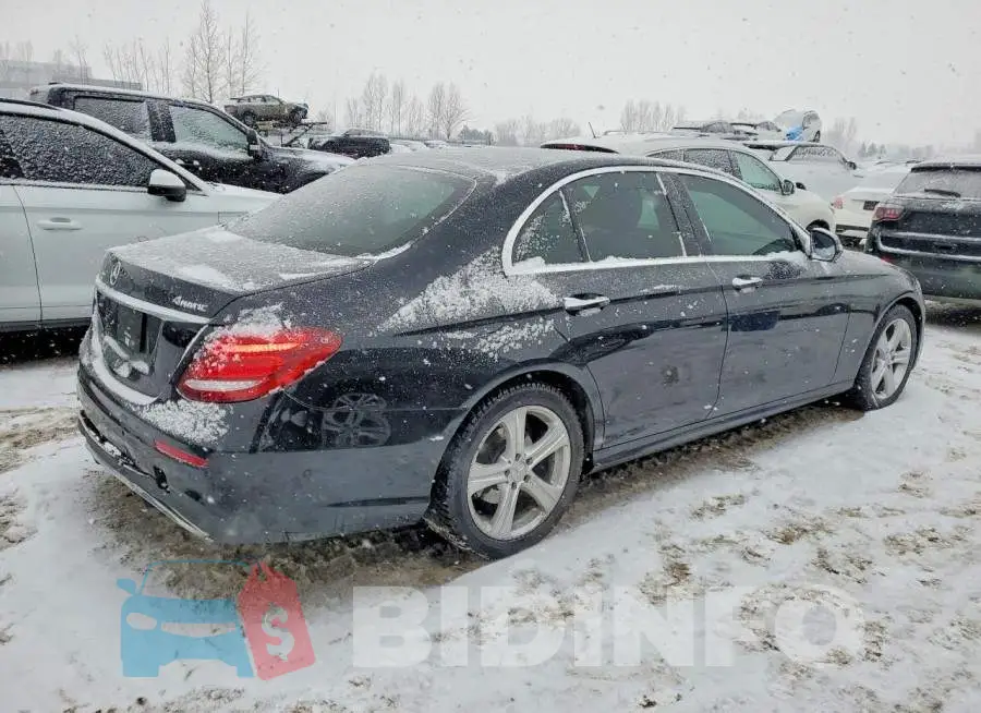 WDDZF4KB2JA324323 Photo# 3