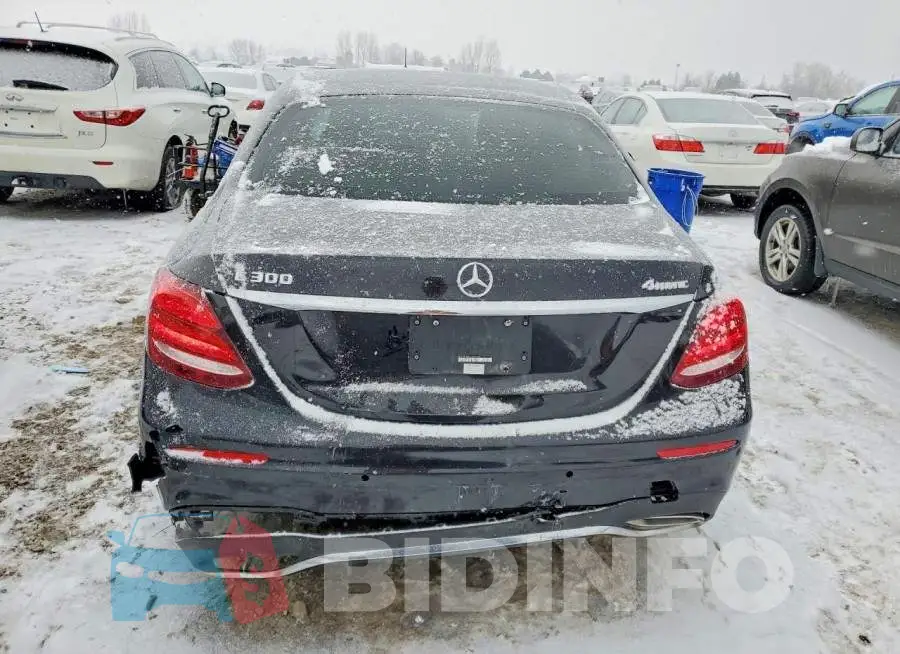 WDDZF4KB2JA324323 Photo# 6