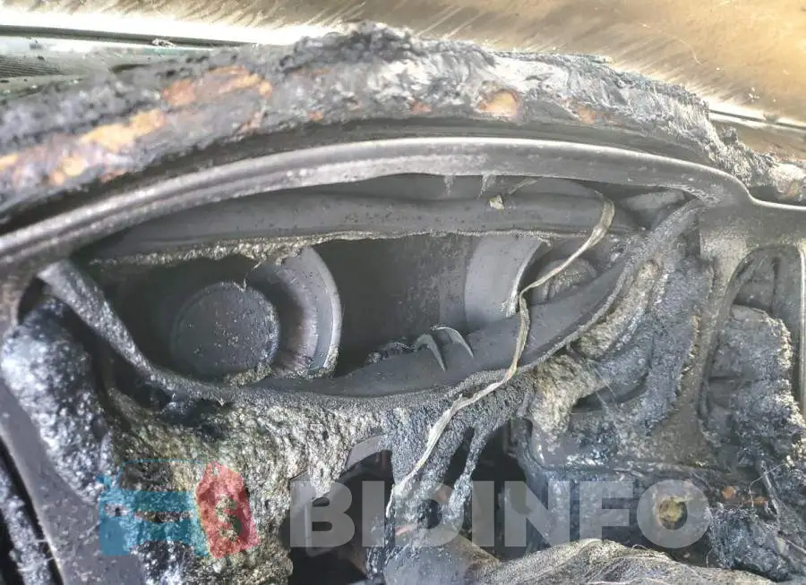 2C3CDZFJ8PH650033 Photo# 9