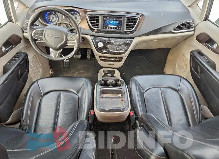 2C4RC1DG0LR264826 Photo# 8
