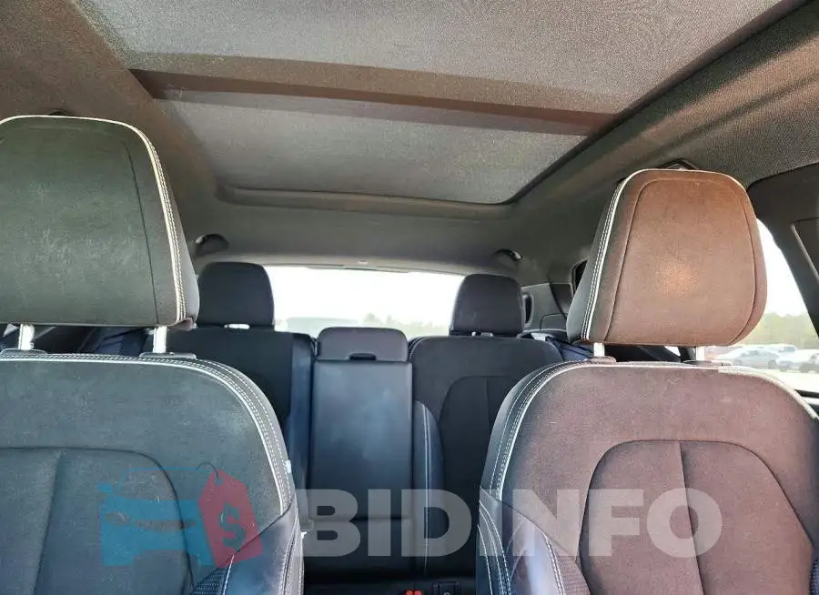 YV4AC2HM8L2196127 Photo# 10