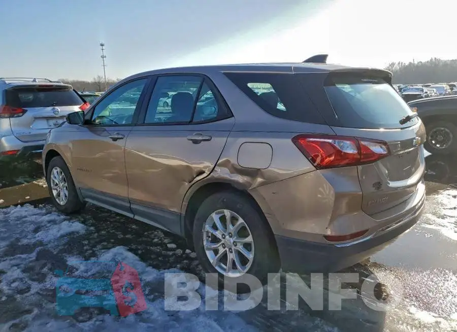 2GNAXHEV7J6155843 Photo# 2