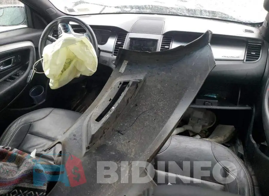 1FAHP2E80JG107024 Photo# 8