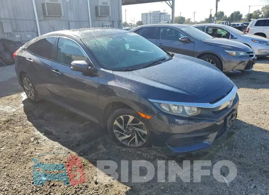 19XFC2F77HE213922 Photo# 4