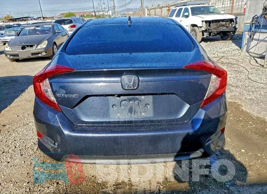 19XFC2F77HE213922 Photo# 6