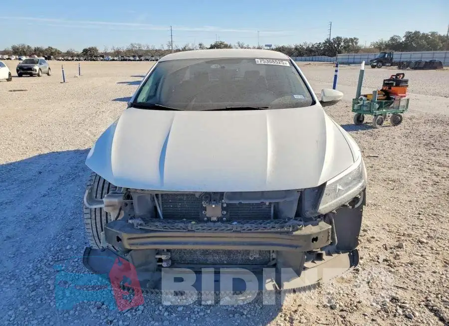 1VWDT7A33HC003122 Photo# 5