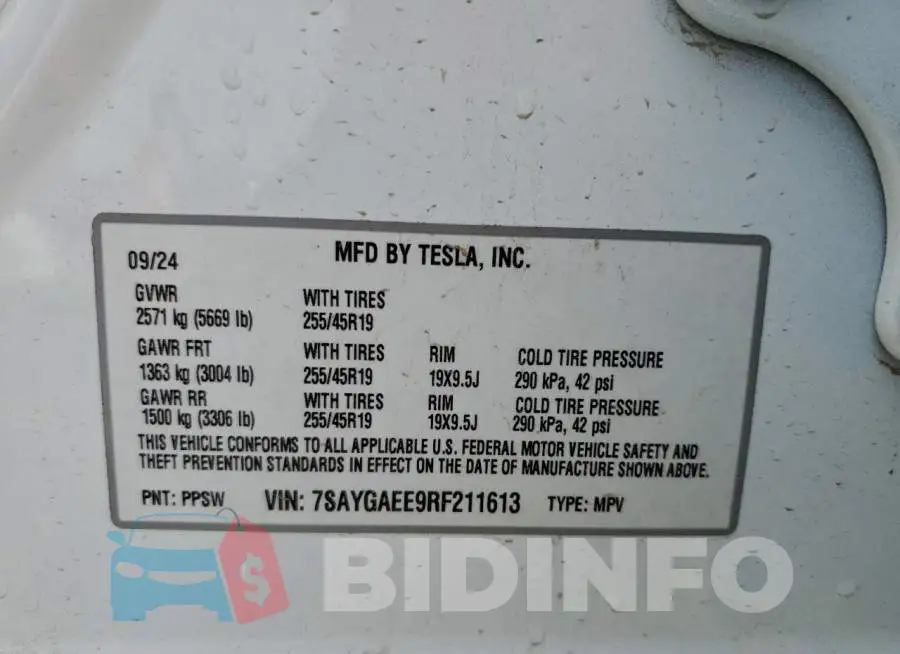7SAYGAEE9RF211613 Photo# 13