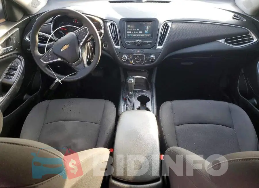 1G1ZD5ST0JF253682 Photo# 8