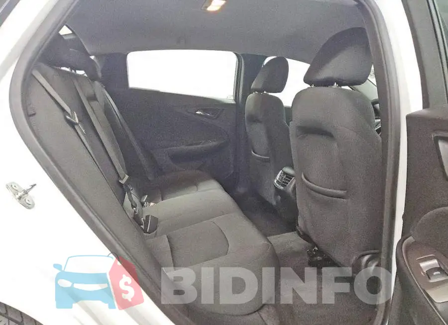 1G1ZD5ST1NF177864 Photo# 10