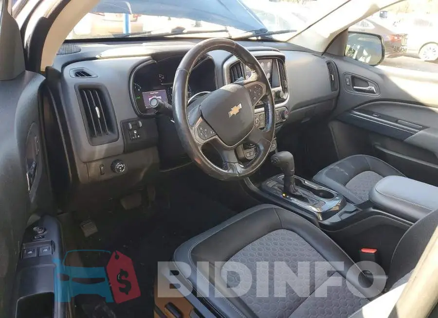 1GCHSDEN7K1115989 Photo# 8