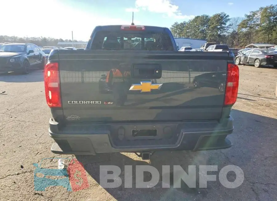 1GCHSDEN7K1115989 Photo# 6