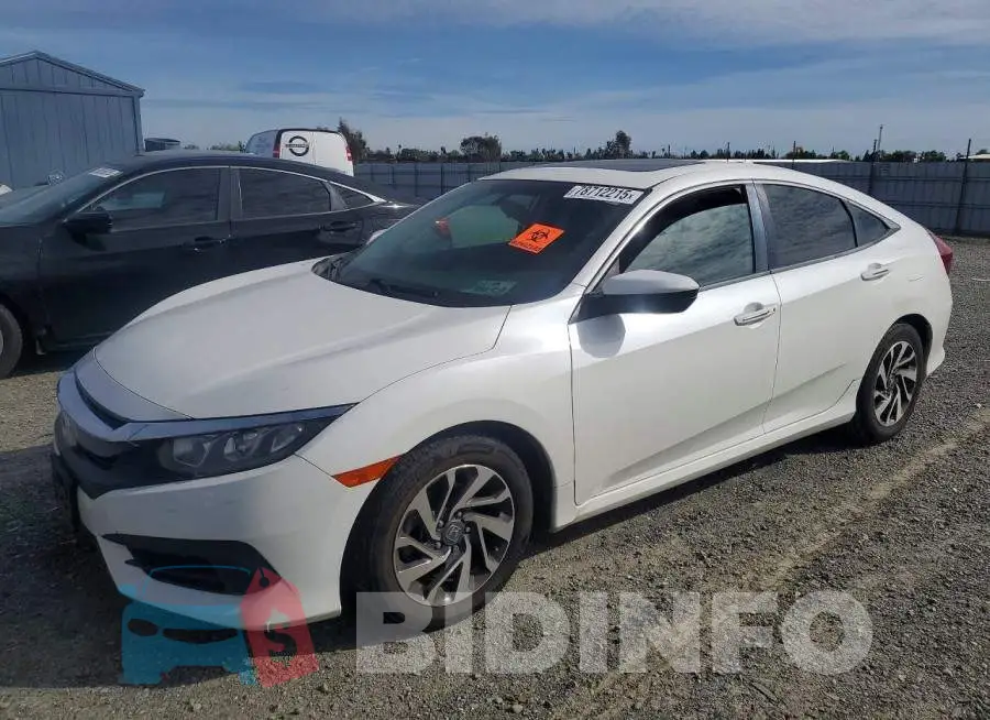 19XFC2F70HE228598 Photo# 1