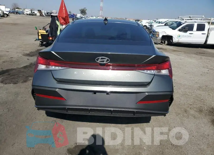 KMHLL4DG8SU012018 Photo# 6