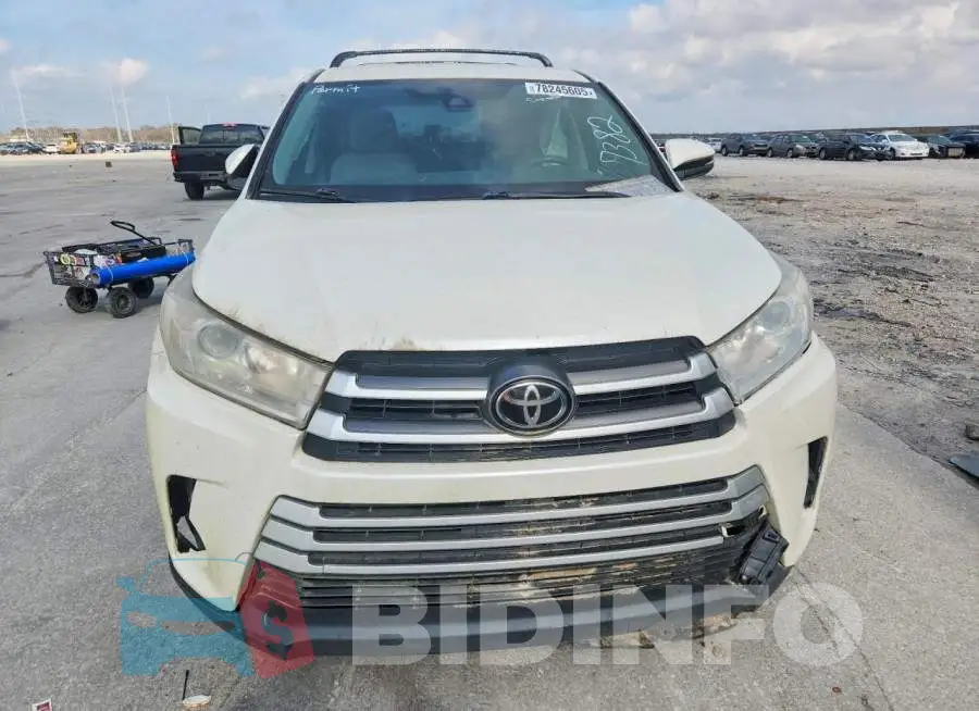 5TDZARFH8JS037382 Photo# 5