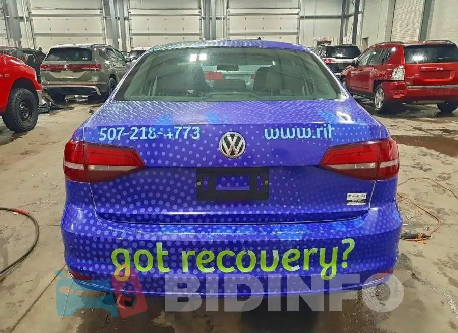 3VW2B7AJ7JM262144 Photo# 6