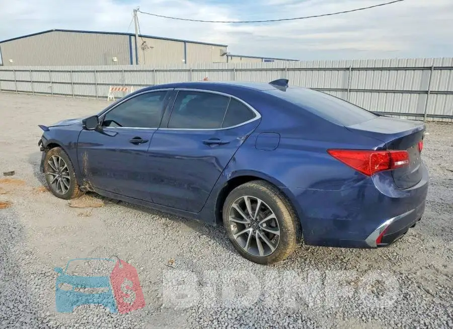 19UUB2F32KA008379 Photo# 2
