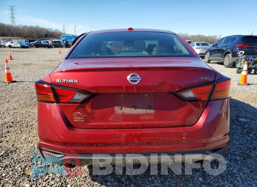 1N4BL4CV7KC134493 Photo# 6