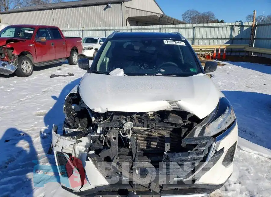 3N1CP5CV8ML558817 Photo# 5