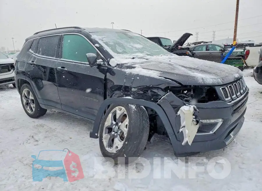 3C4NJDCB2LT132076 Photo# 4