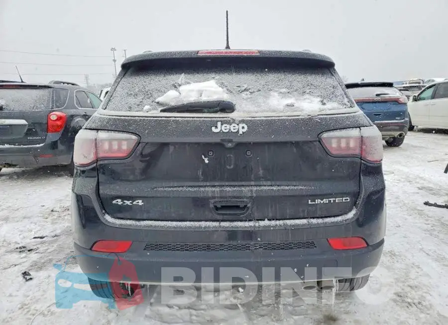 3C4NJDCB2LT132076 Photo# 6