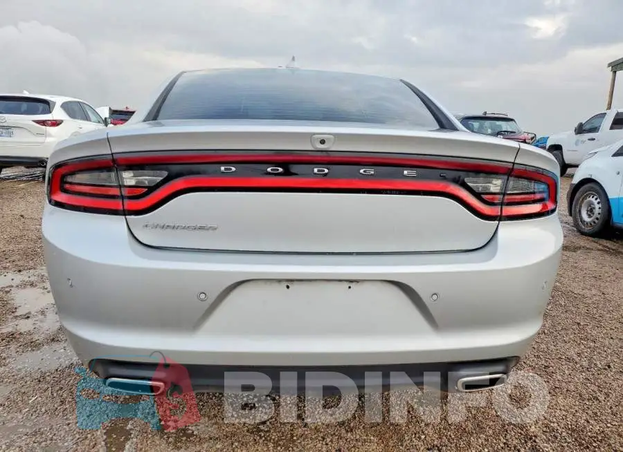 2C3CDXBG7PH702928 Photo# 6