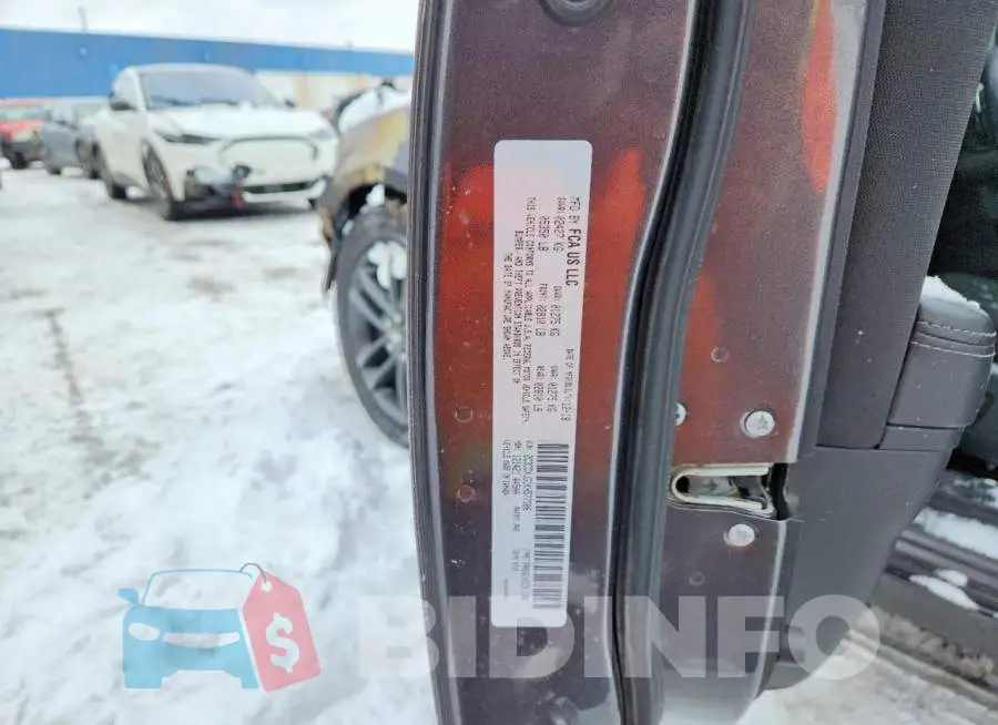 2C3CDXJG1KH577306 Photo# 12
