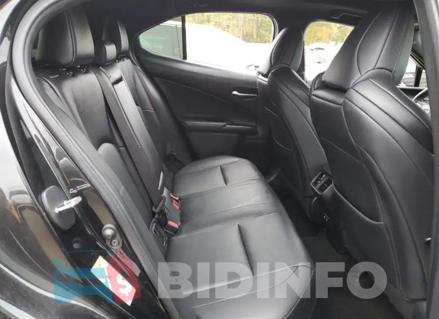 JTHY3JBH3K2006013 Photo# 10