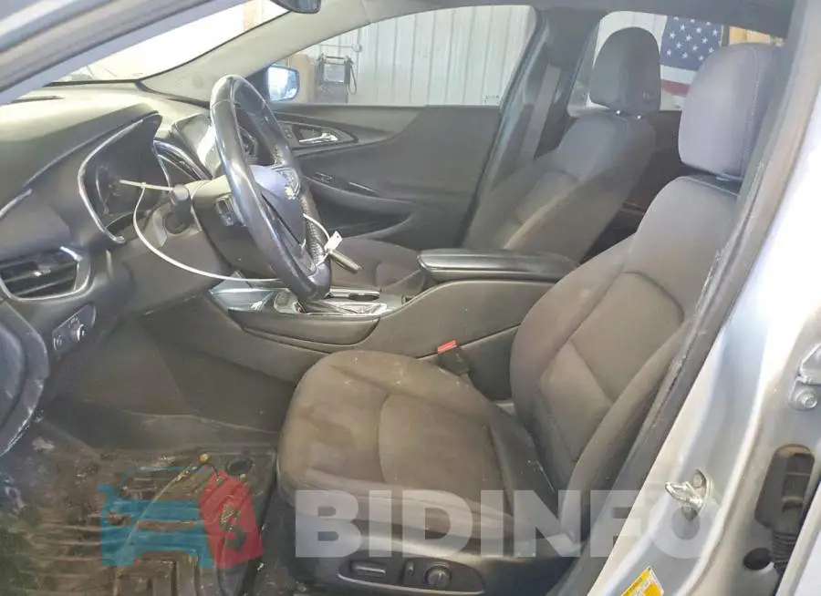 1G1ZD5ST1JF135477 Photo# 7