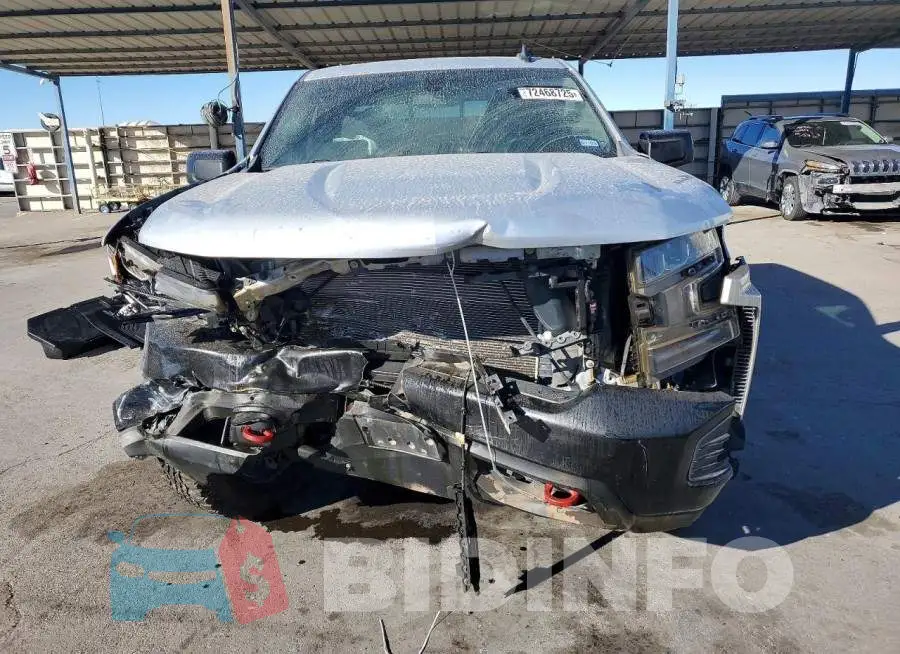 1GCPYFEDXMZ181552 Photo# 3