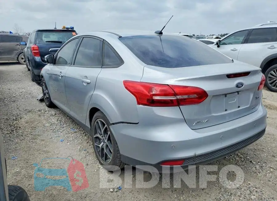 1FADP3H2XJL286742 Photo# 2