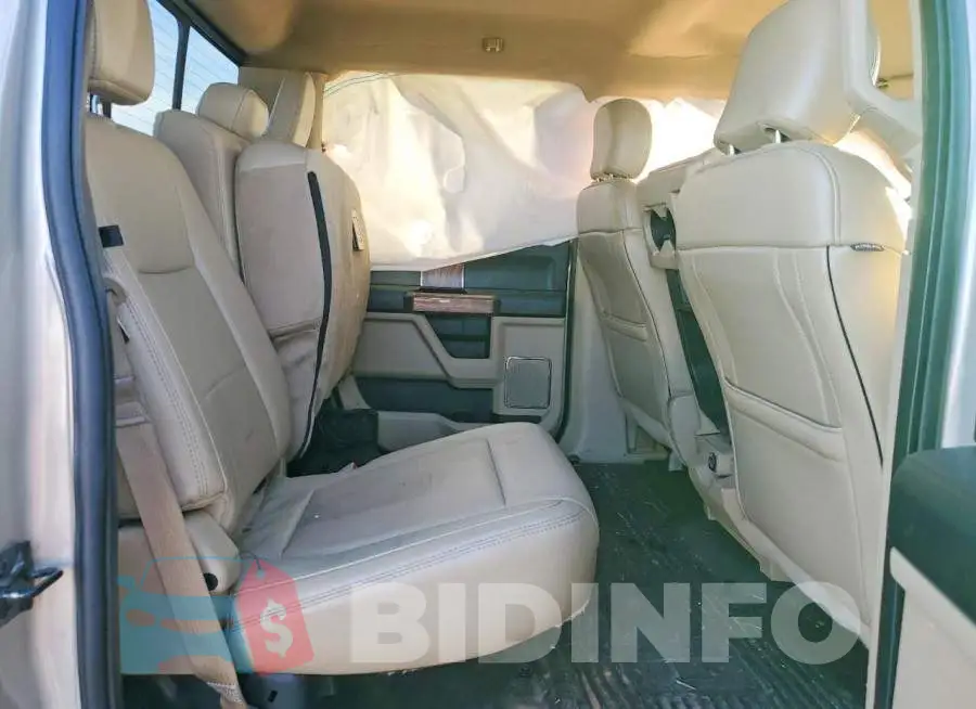 1FT8W3BT5JEB89355 Photo# 10