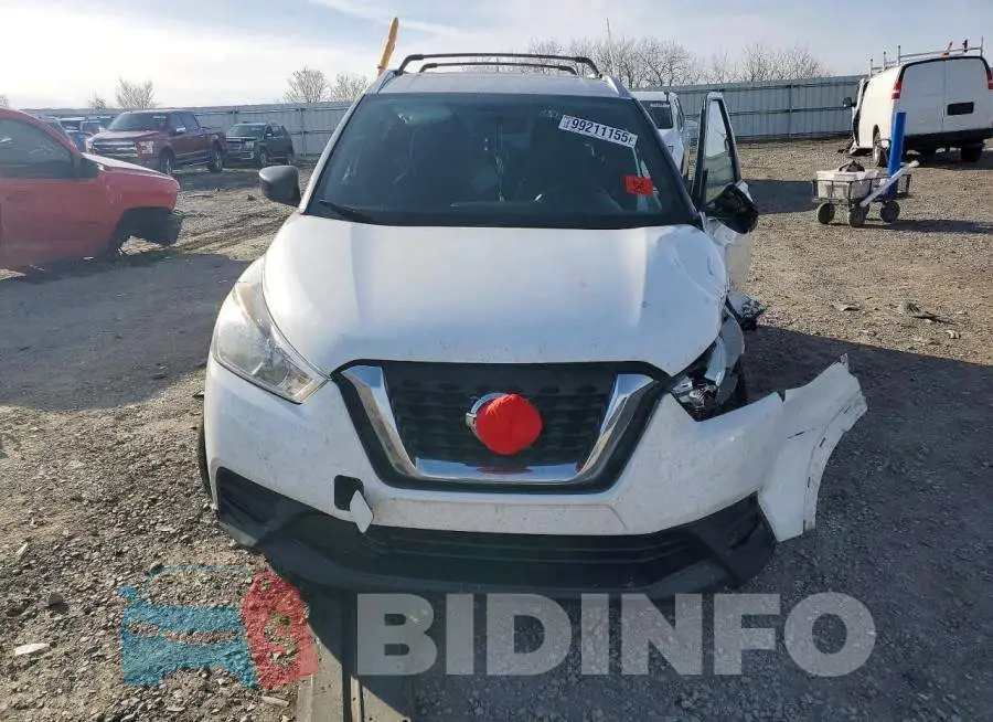3N1CP5CU1JL508893 Photo# 5
