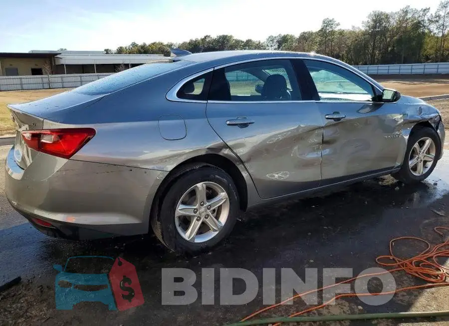1G1ZD5ST3RF136304 Photo# 3