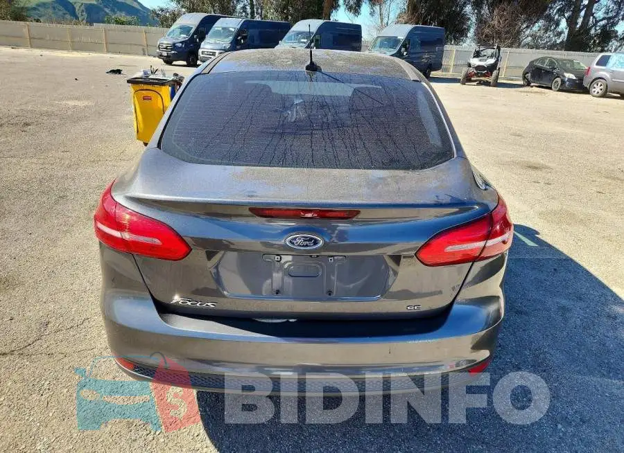 1FADP3F27JL230809 Photo# 6