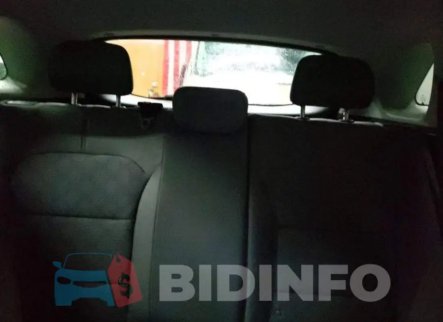 KNDCB3LC5M5471617 Photo# 10