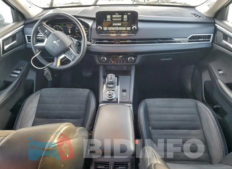 JA4J3UA8XPZ031134 Photo# 8