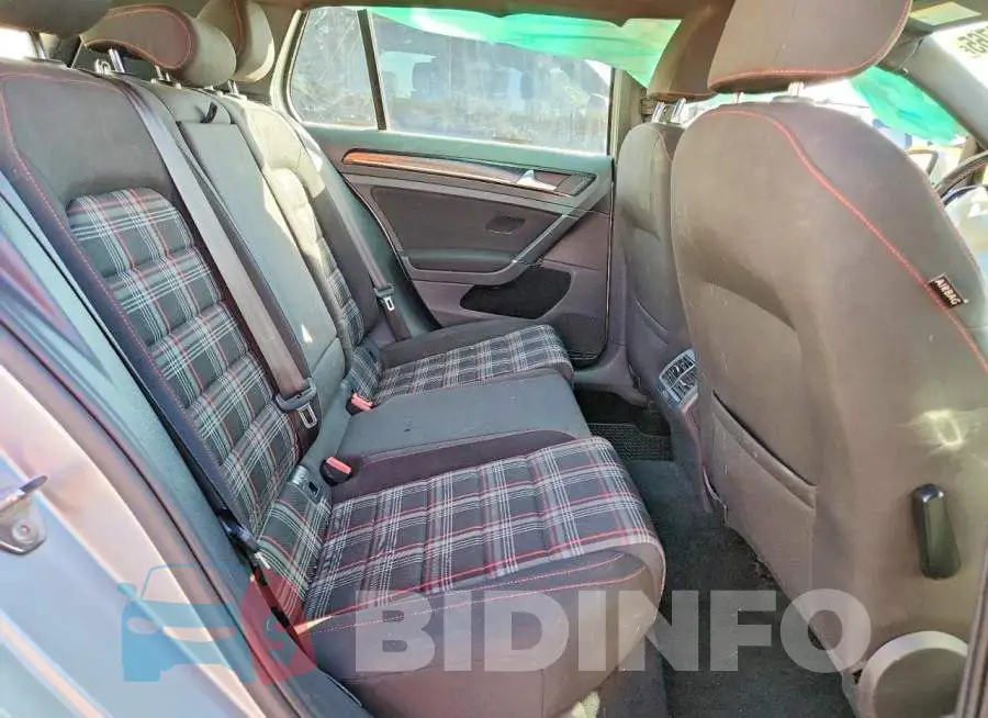 3VW5T7AU4HM064507 Photo# 10